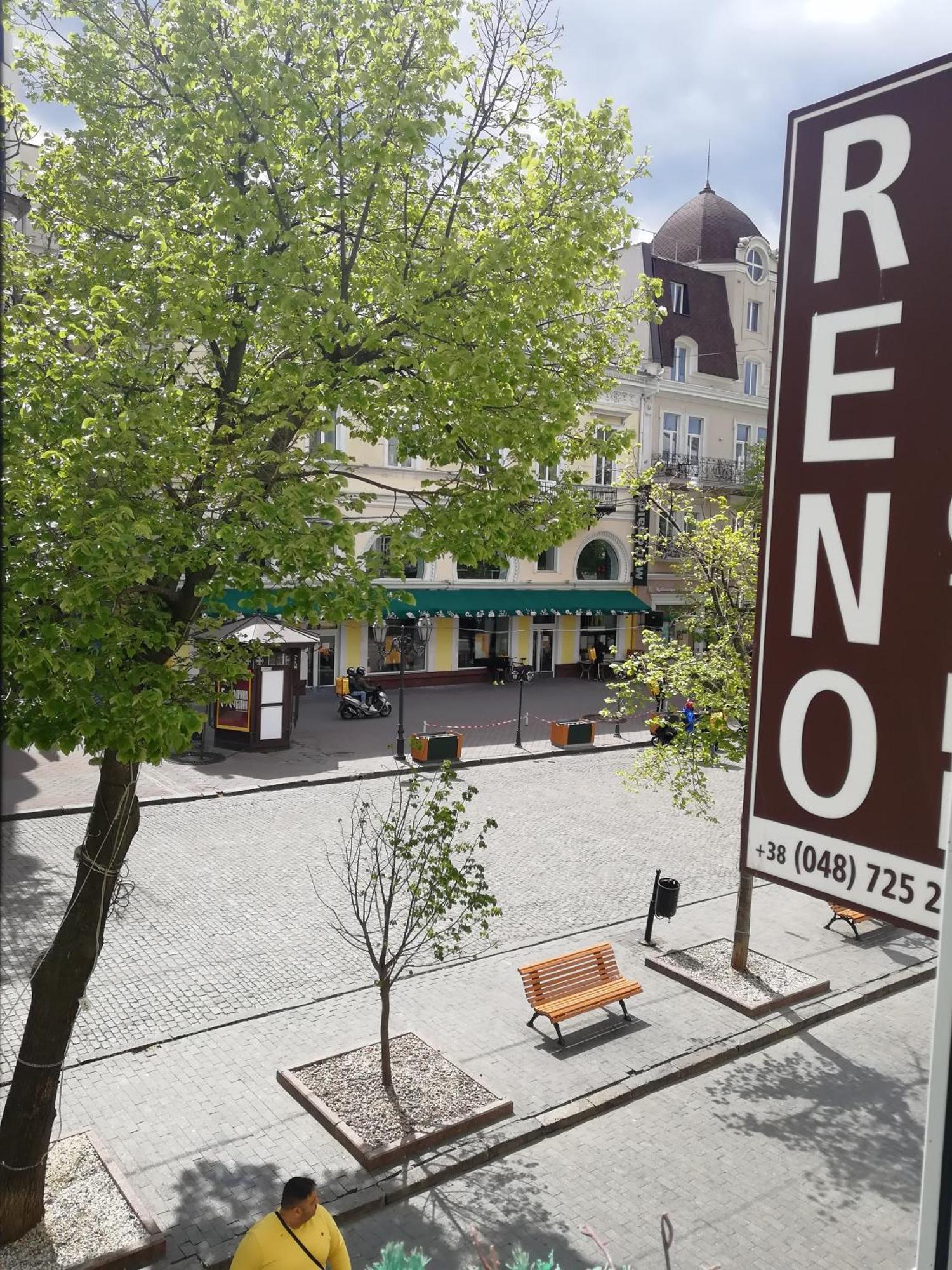 Hotel Reno On Deribasovskaya Odessza Kültér fotó