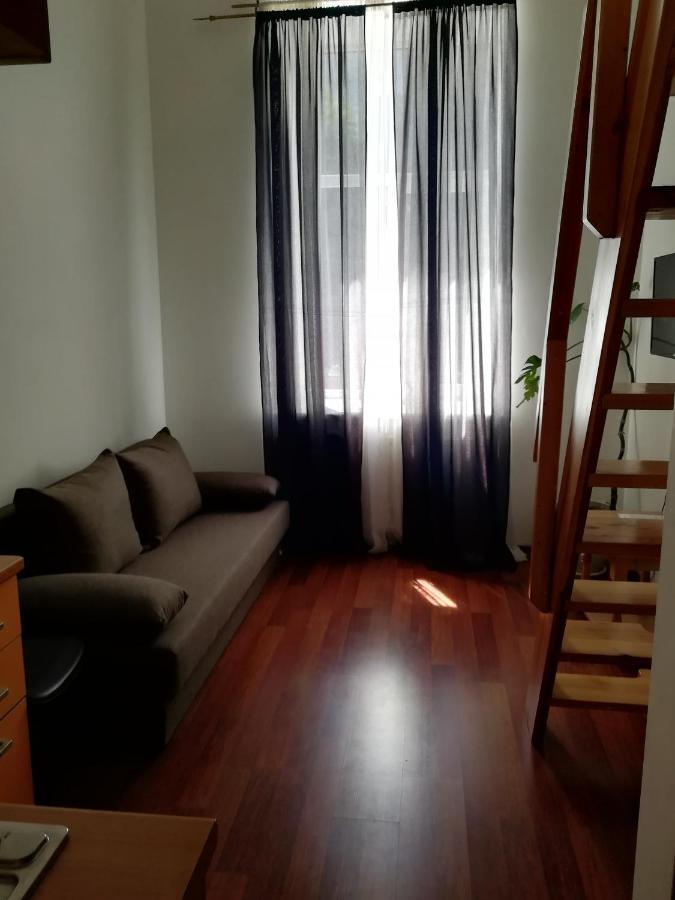Hotel Reno On Deribasovskaya Odessza Kültér fotó
